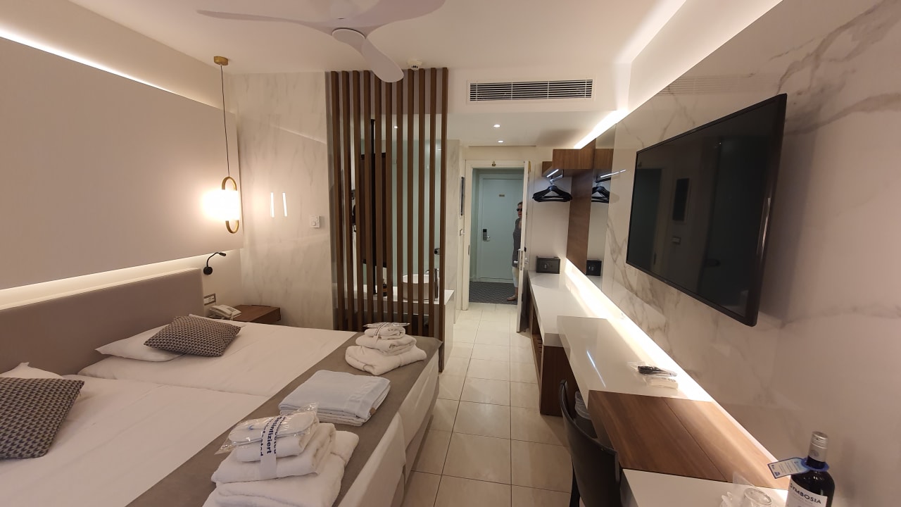 Zimmer Hotel Calypso Beach