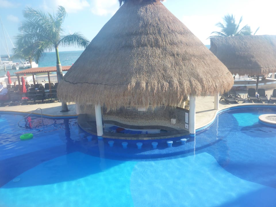 Sexy Pool Temptation Cancun Resort - Adults only