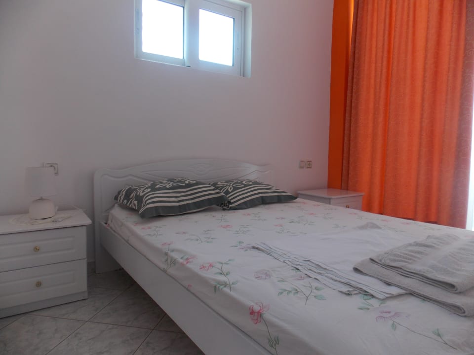 Zimmer Damian Saranda Hotel