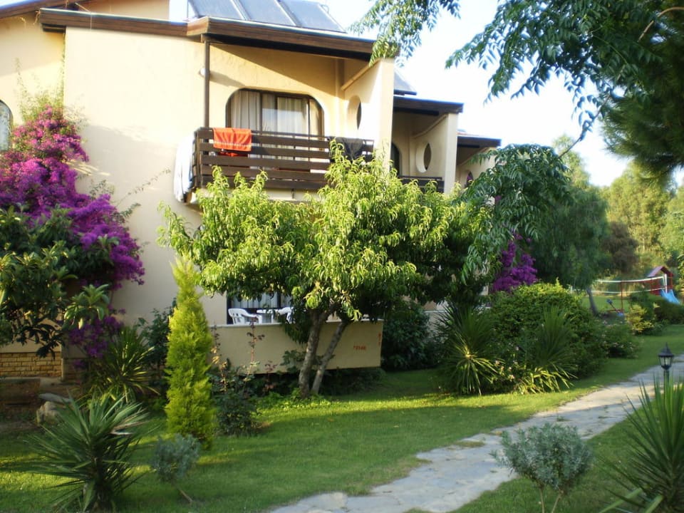 Garten Dogan Paradise Beach