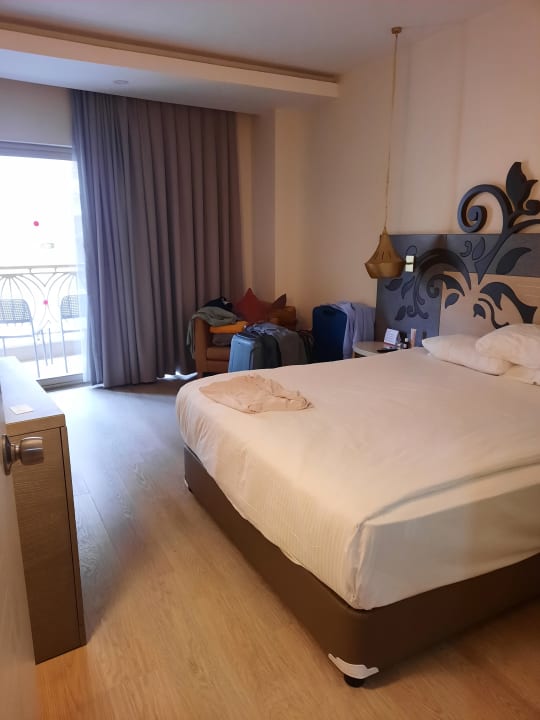 Zimmer Kirman Belazur Resort & Spa