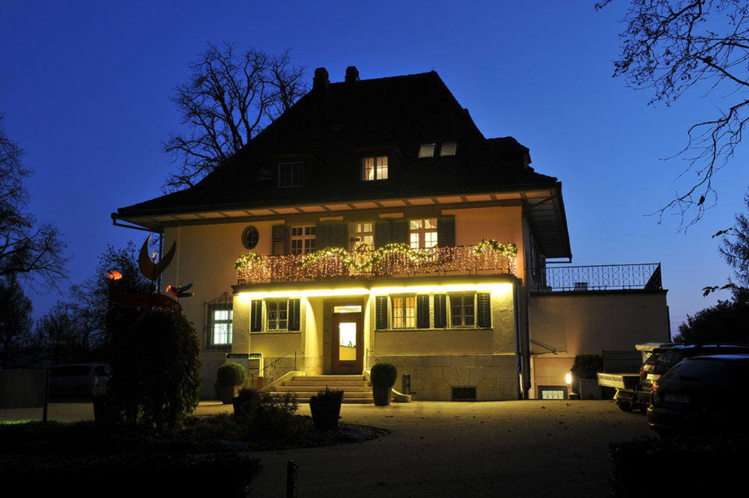 Hauptgebäude Nordansicht Hotel Park Forum Wylihof