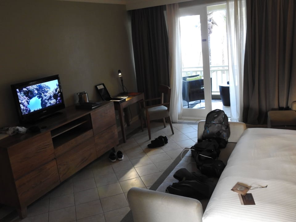 TV Outrigger Mauritius Beach Resort