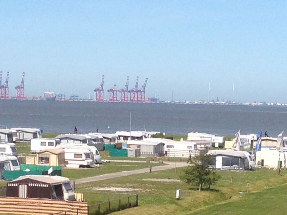 Der etwas gewöhnungsbedürftige Blick aufs Meer Center Parcs Park Nordseeküste