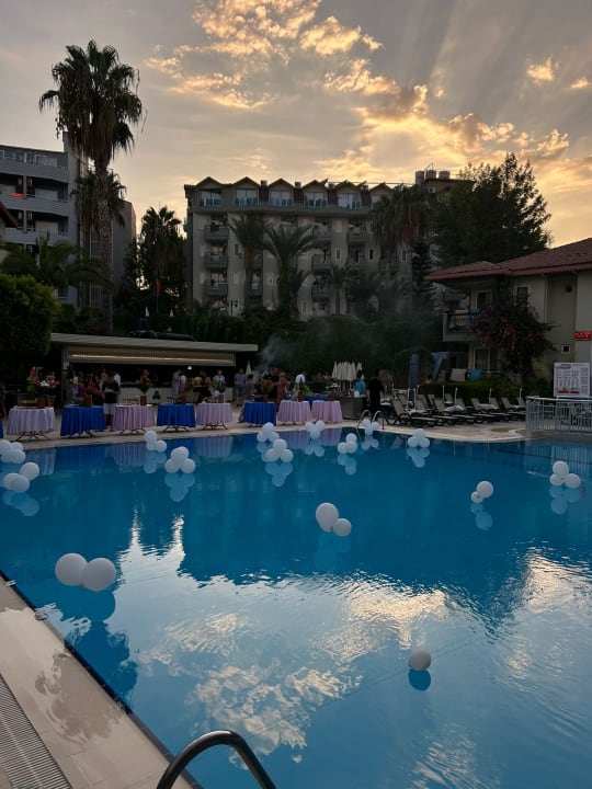 Pool Hotel Gardenia Beach