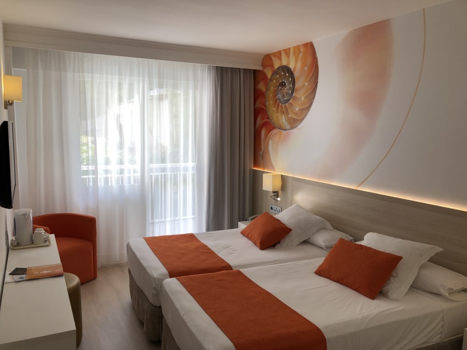 Zimmer BQ Bulevar Paguera - Adults only
