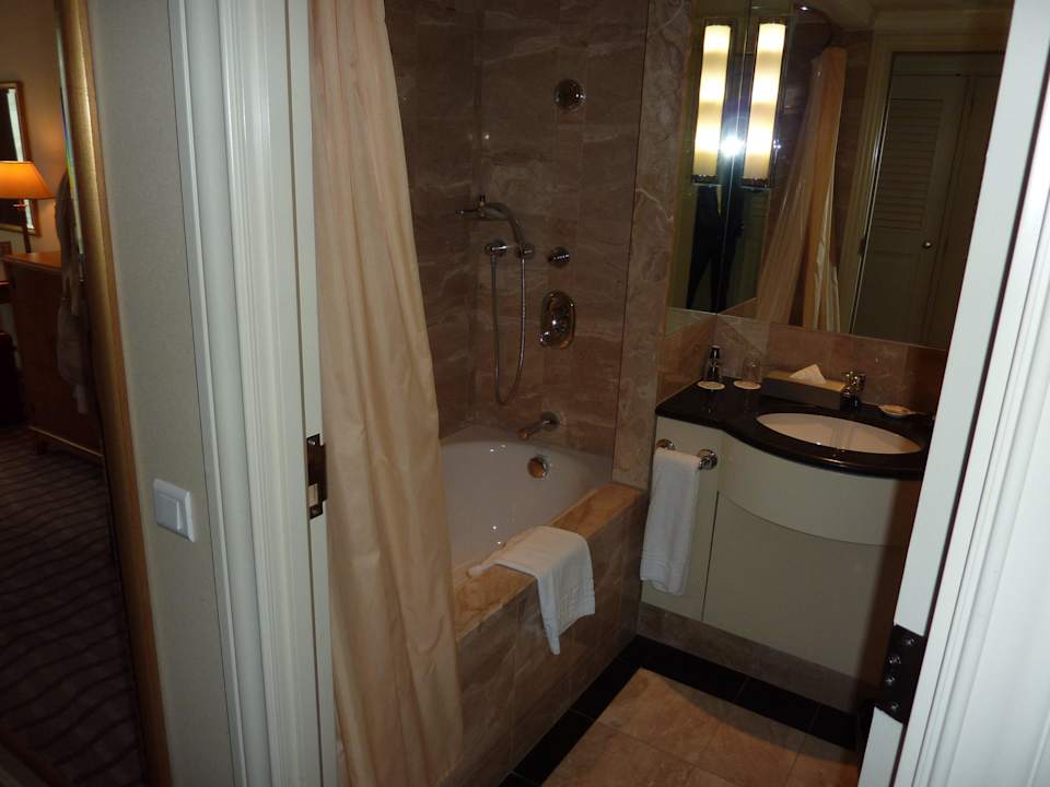 Bad Sheraton Warsaw Hotel