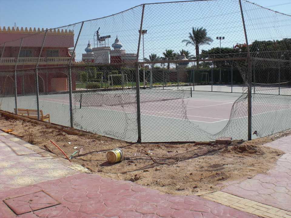 Der Tennisplatz Pickalbatros Alf Leila Wa Leila Resort - Neverland Hurghada