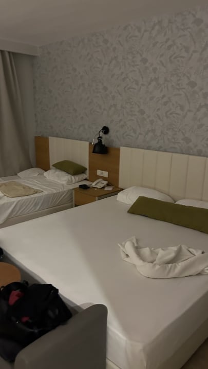 Zimmer Calido Maris Hotel
