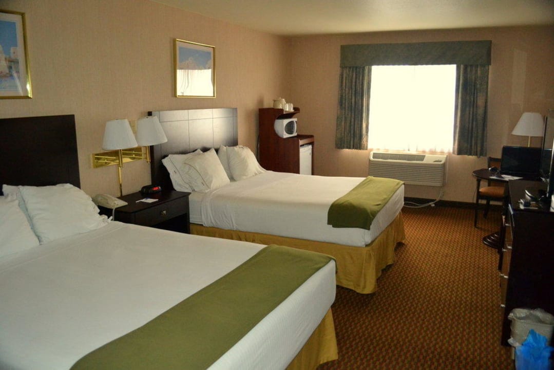 Holiday Inn Express Page - Lake Powell Clarion Inn Page - Lake Powell