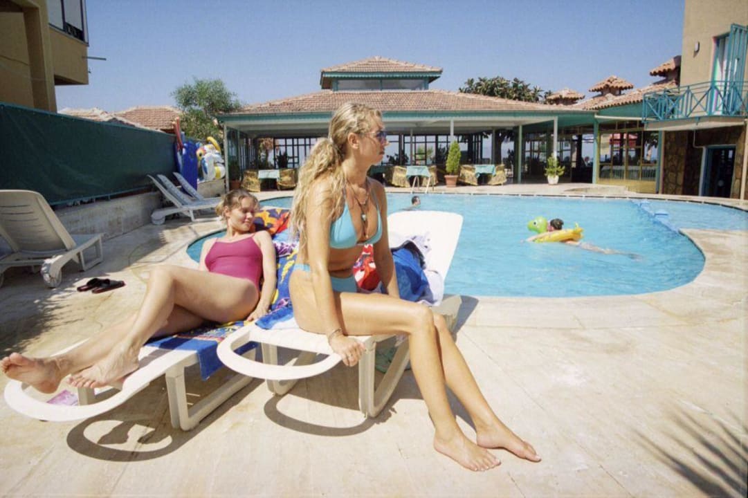 Hoteli z basenikiem Hotel Poyraz