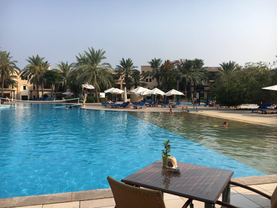 Pool Miramar Al Aqah Beach Resort