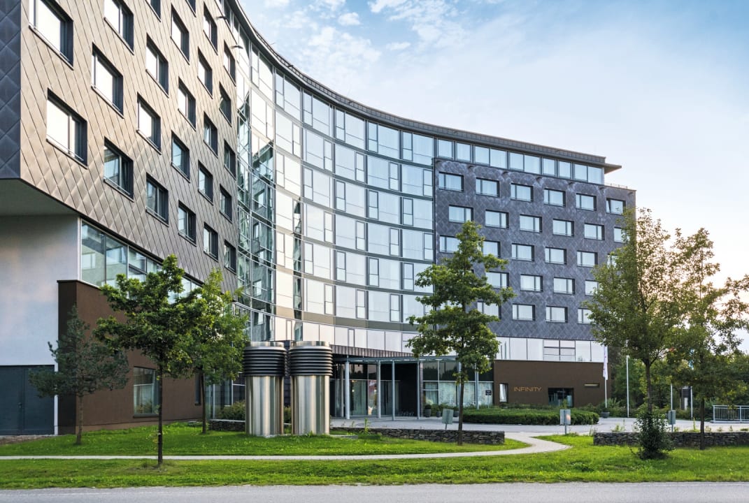 infinity hotel & conference resort munich in unterschleißheim