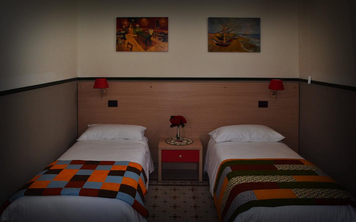 Abuelo Antoni Villa Lavinia