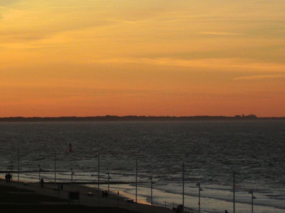 Sonnenuntergang vom Balkon aus  Strandhotel Georgshöhe