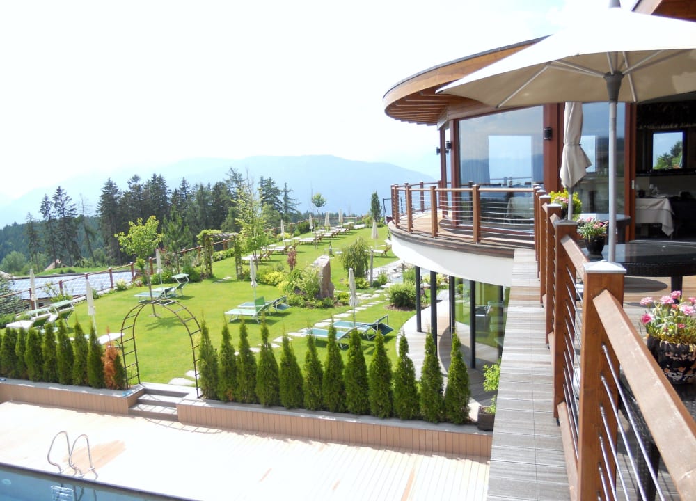Ausblick von derTerrasse Hotel Chalet Mirabell