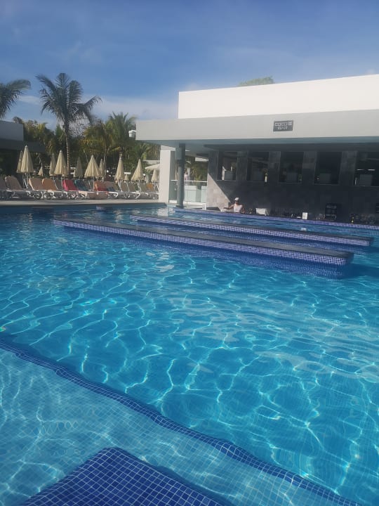 Pool Hotel Riu Tequila
