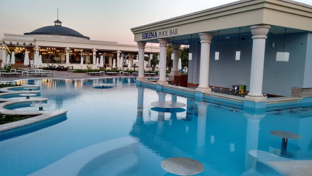 Poolbar Dreams Sunny Beach Resort & Spa