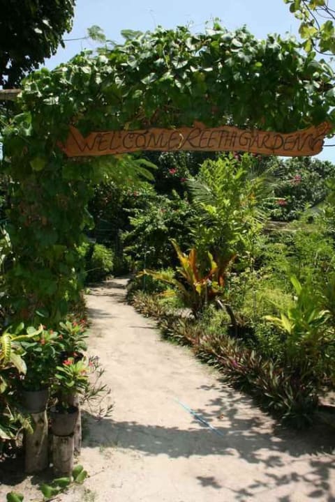Eingang zur Inselgärtnerei Reethi Beach Resort