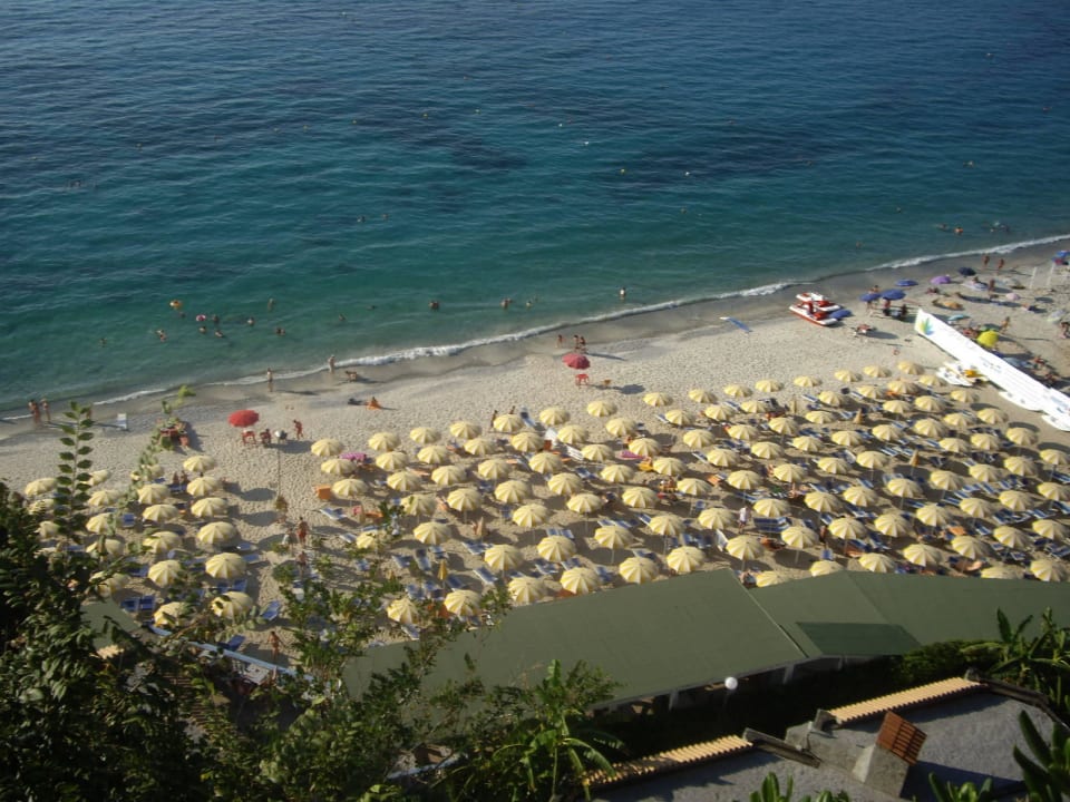 Hoteleigener Strand Aldiana Club Rocca Nettuno Calabria