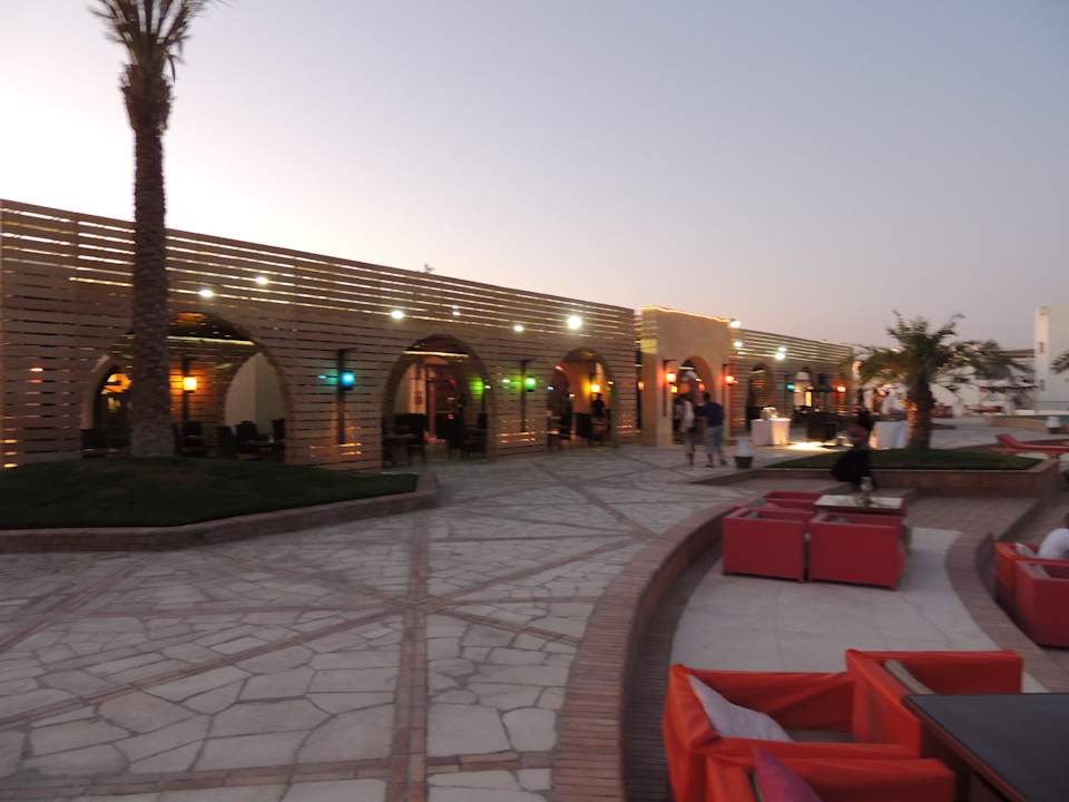 Außenrestaurant Hotel Mercure Hurghada
