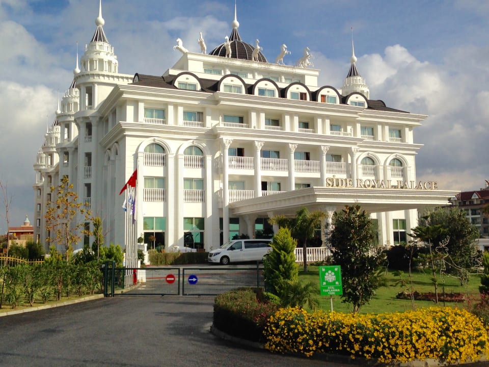 Außenansicht Side Royal Palace Hotel & Spa