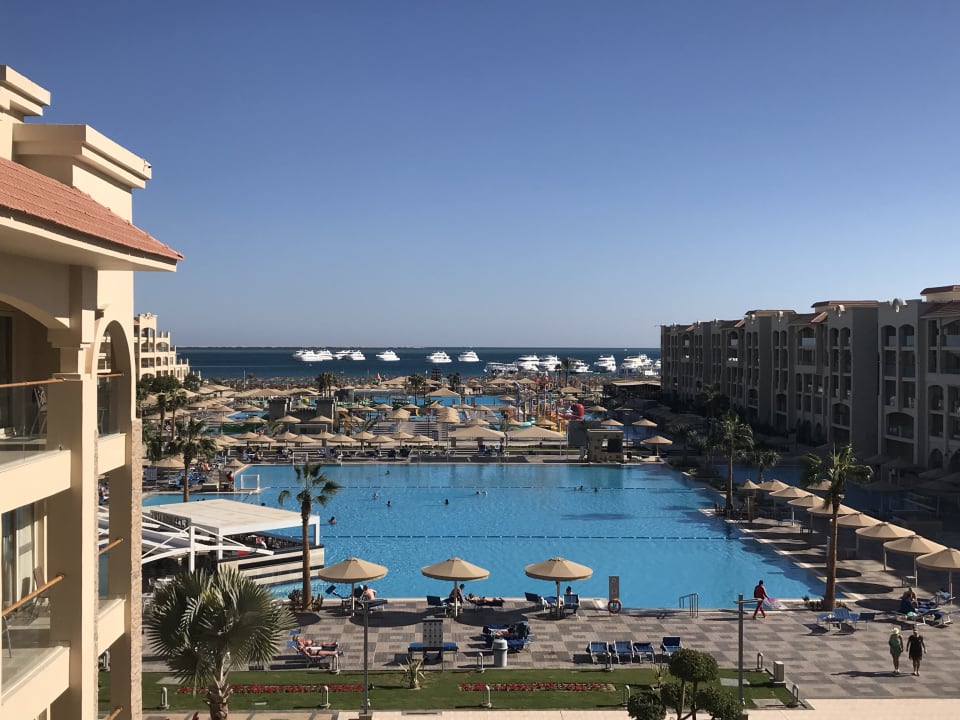 Aussicht vom Balkon Pickalbatros White Beach Resort - Hurghada