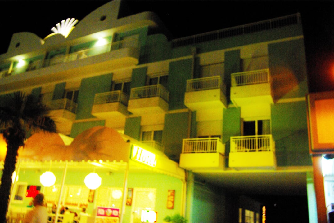 Außenansicht Hotel Miramare