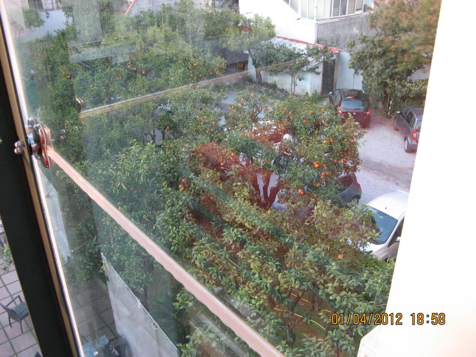 Glas Durchgang von Lift Hotel Diana Pompei