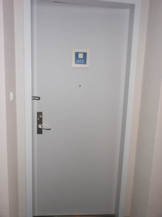 Zimmer 612 - Türe Hyatt Regency Fukuoka