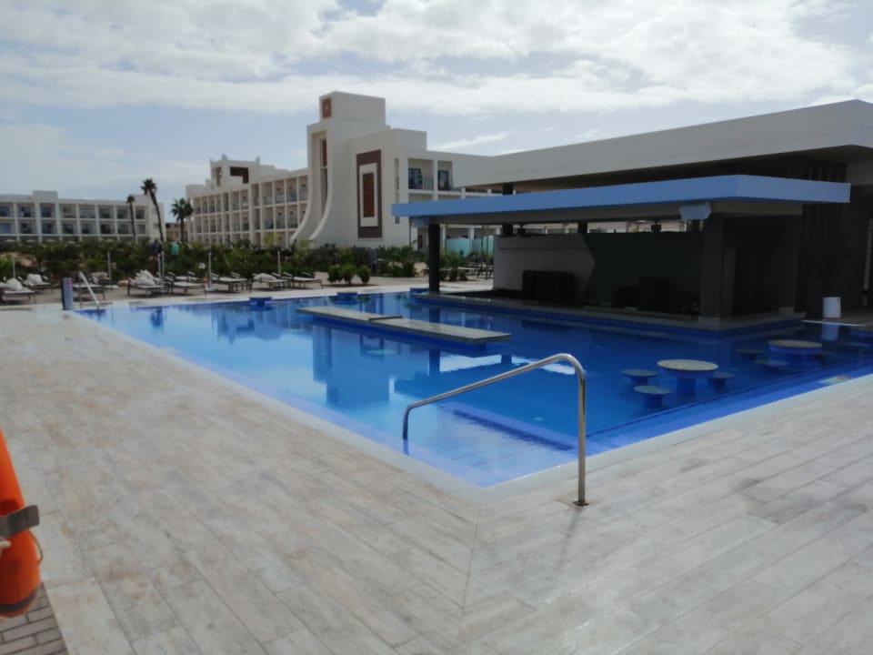 Pool Hotel Riu Palace Santa Maria