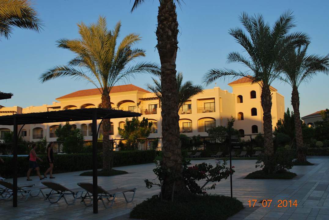 Sonnenaufgang JAZ Aquamarine Resort