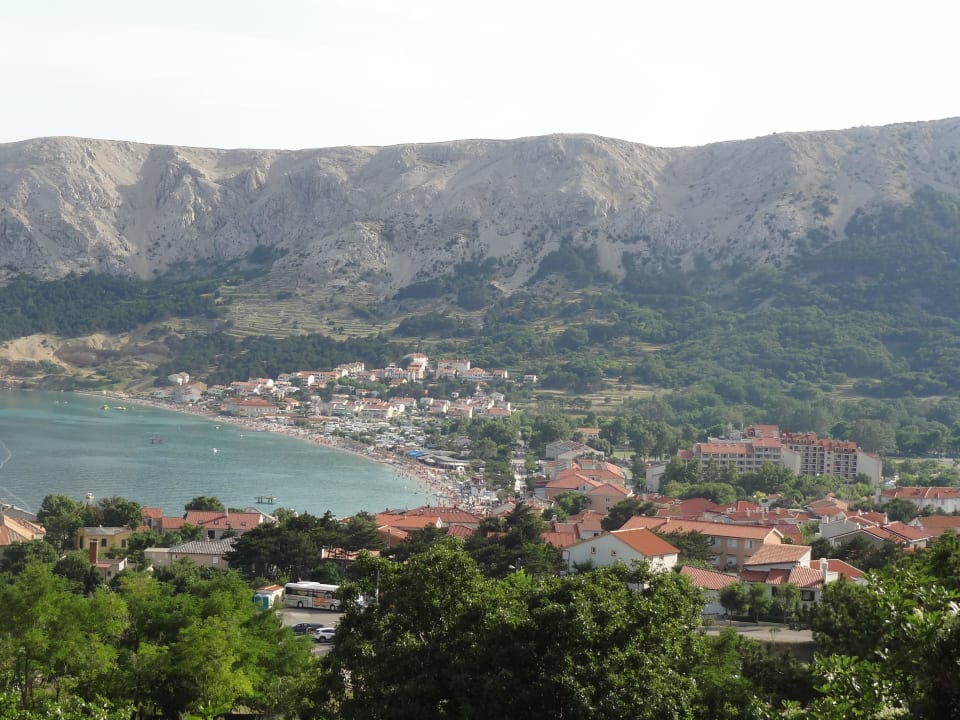 Baska und das Hotel  Sunny Baška Hotel by Valamar (Corinthia)