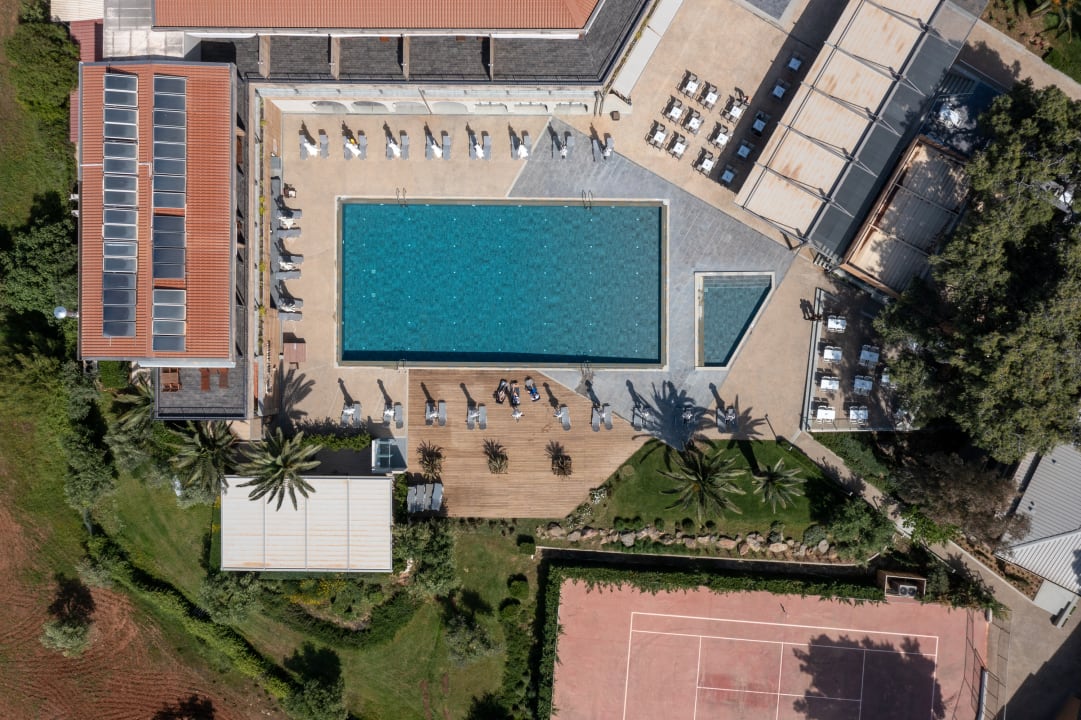 Pool Blue Dolphin Resort Hotel