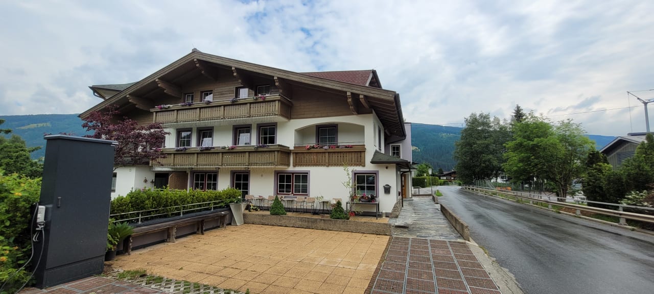 Außenansicht Bed & Breakfast Hotel Hubengut