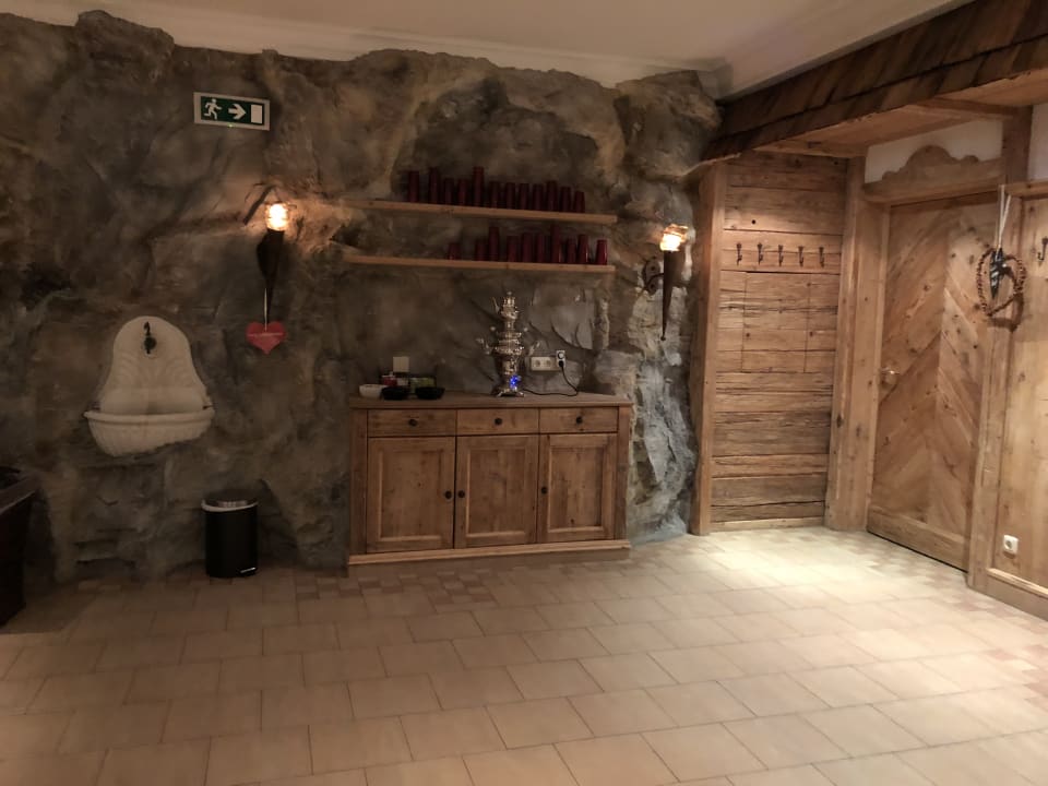 Sport & Freizeit Waidringer Hof · 1. Tiroler Glückshotel