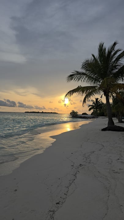 Strand Adaaran Select Meedhupparu Island Resort - Premium All Inclusive