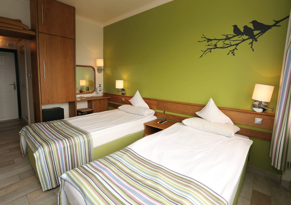 Twin room Danubius Hotel Marina