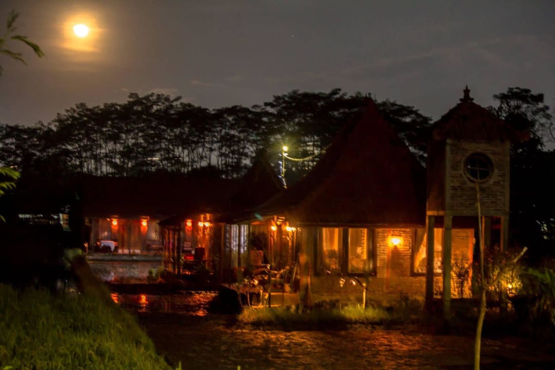 Villa's am abend Alamanda villa's and B&B