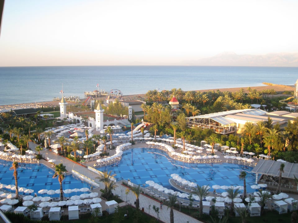 Территория Hotel Delphin Imperial