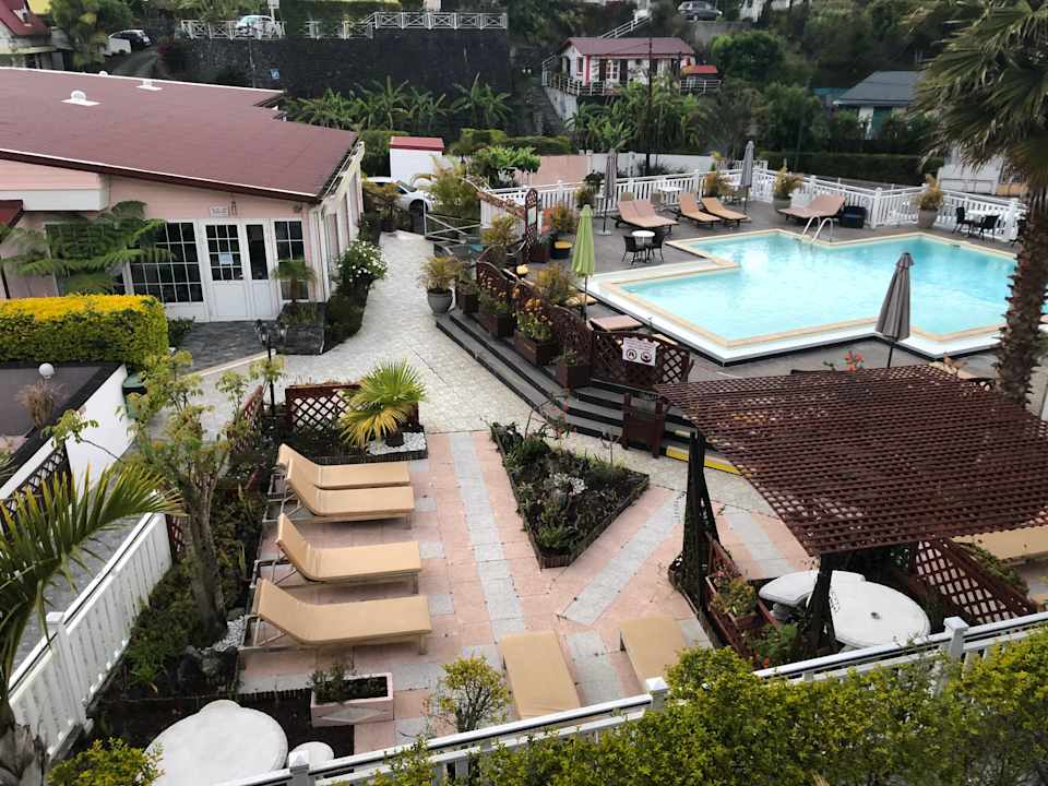 Außenansicht Hotel Des Neiges