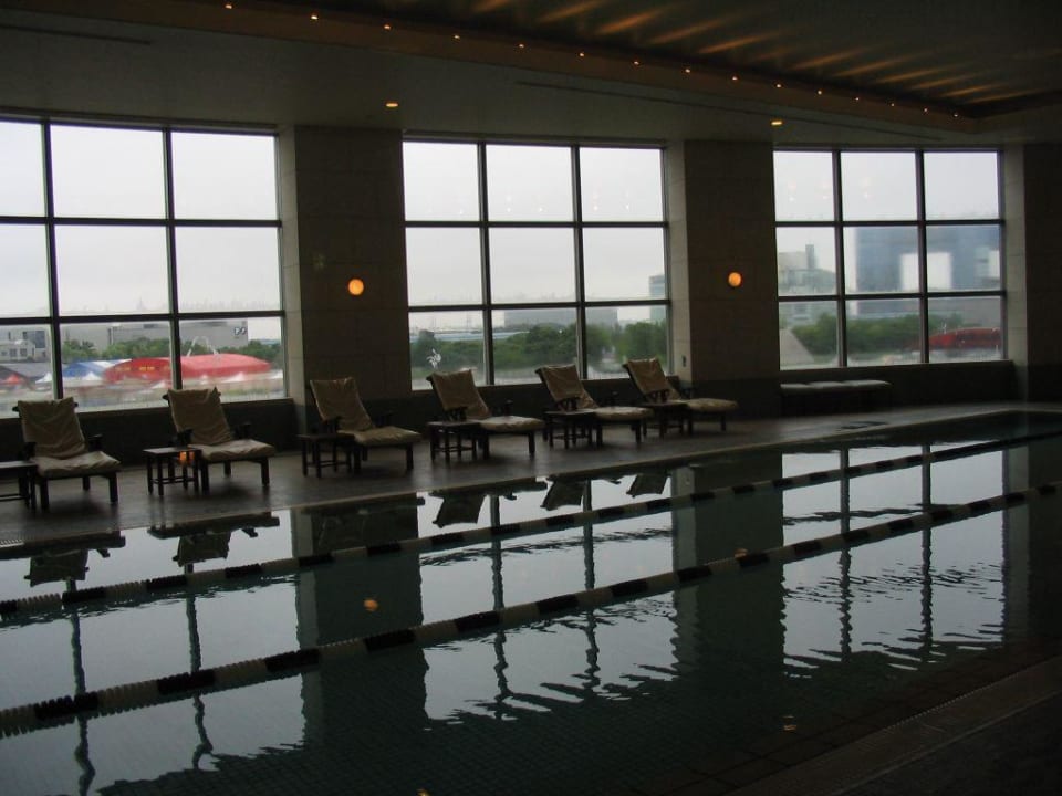 Schwimmbad Grand Nikko Tokyo Daiba