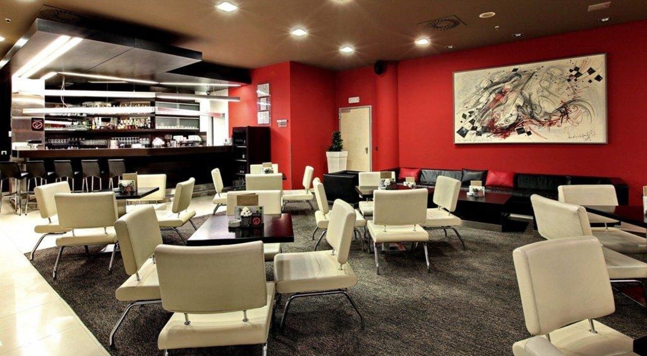 Bar Hotel Holiday Inn Belgrade