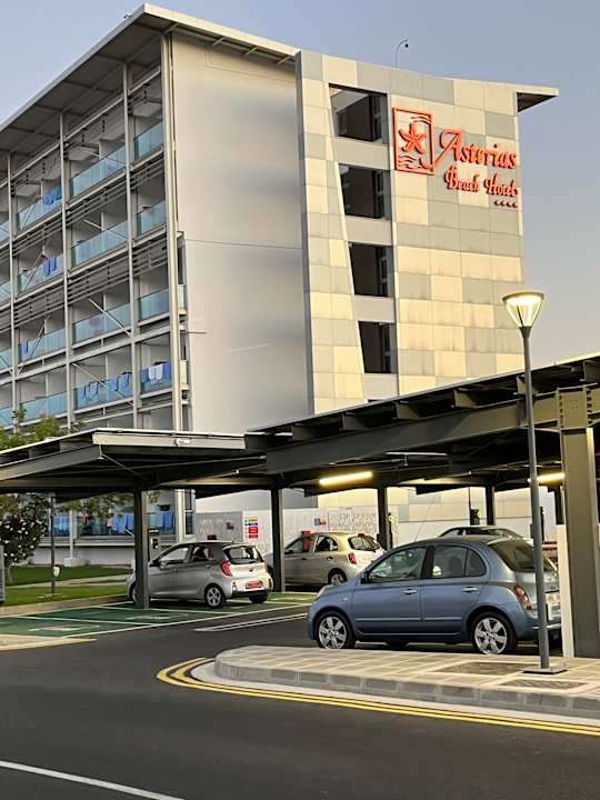 Außenansicht Asterias Beach