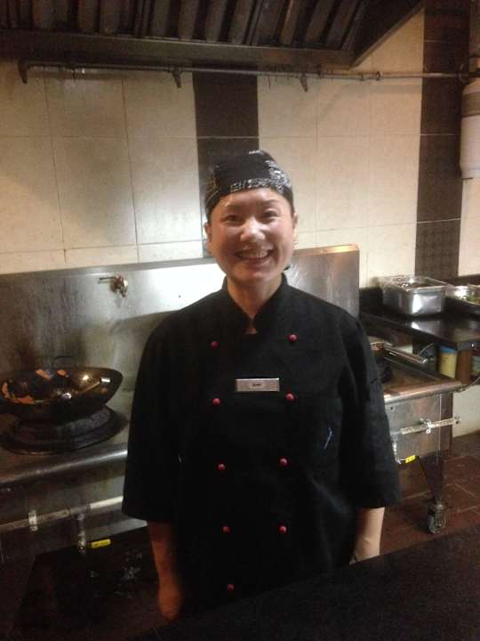 Wunderbare asiatische Köchin Susu  Pickalbatros Alf Leila Wa Leila Resort - Neverland Hurghada