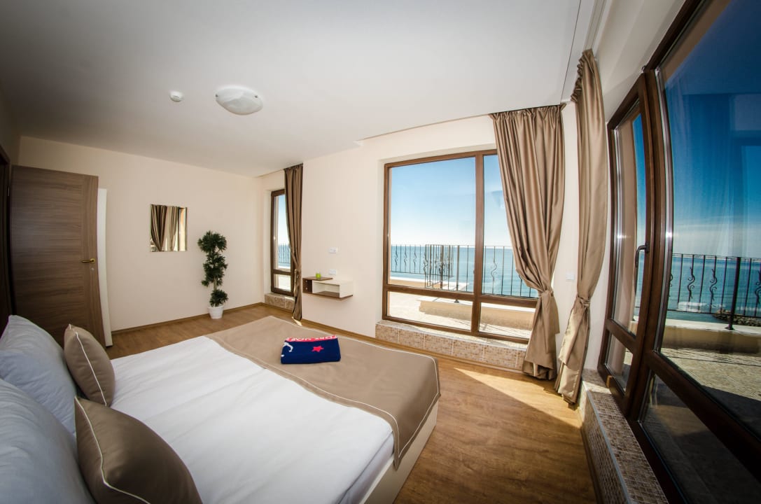 Bedroom Premier Fort Beach