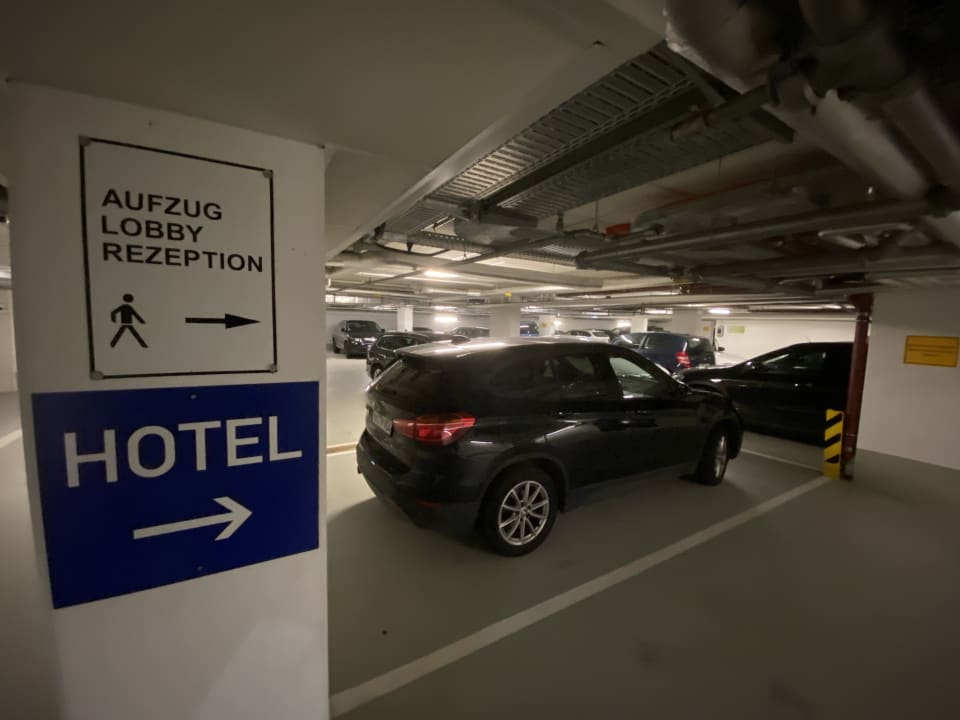 Sonstiges Mövenpick Hotel Stuttgart Airport