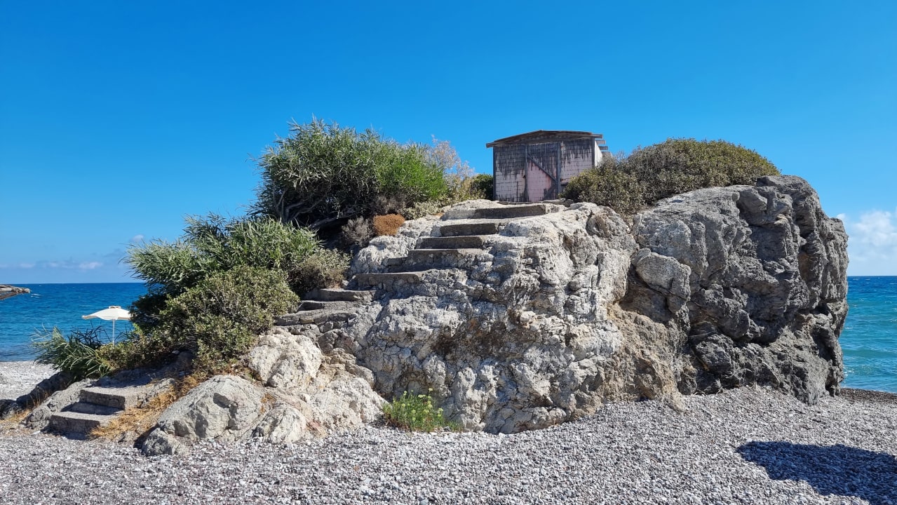 Strand Ekaterini Hotel