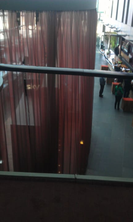 Rezeption Radisson Blu Hotel Köln