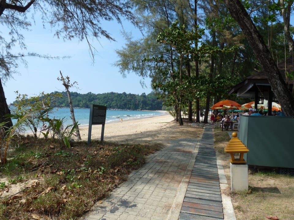 Blick zum Hotelstrand Khao Lak Merlin Resort